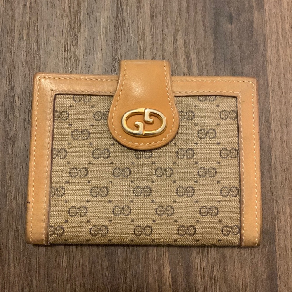 Gucci Bifold Vintage Wallet